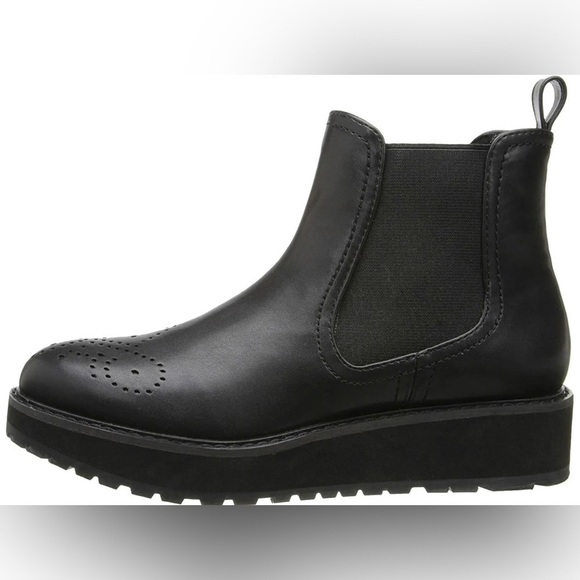 Zaria Black Platform Boot Size 10 Gothic DV by Dolce Vita - Picture 11 of 13